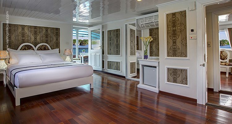 Signature-Royal-Cruise-1