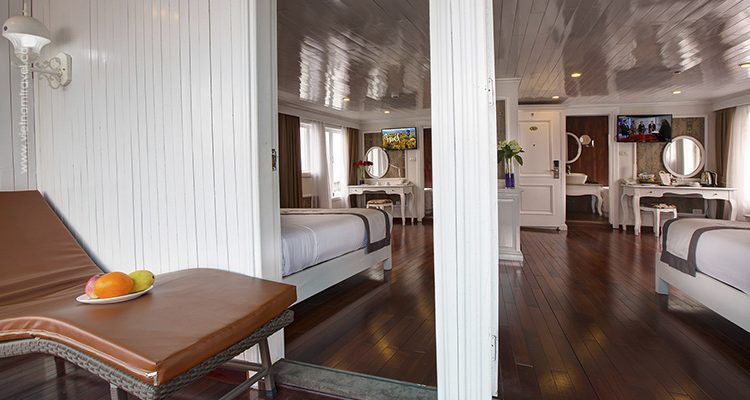 Signature-Royal-Cruise-10