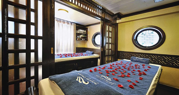 Paradise-Luxury-Cruise-2