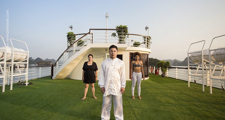 Mon-Cheri-Cruise-2
