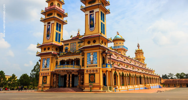 Cao Dai Temple vietnam