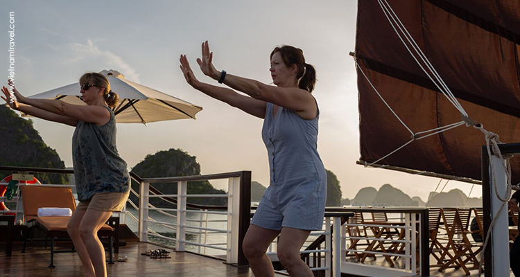 vspirit-premier-cruise-Activities---10