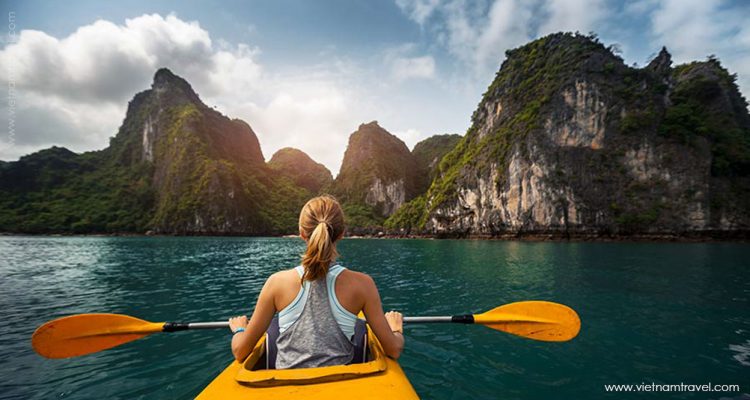 Scarlet-Pearl-Kayaking