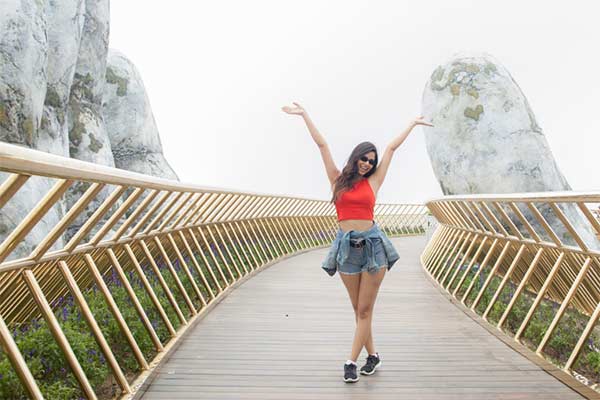 How to get to Vietnam Golden Bridge