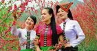 Traditional-costumes-of-Thai