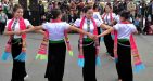 Traditional-costumes-of-Thai-2