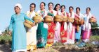 Traditional-costumes-of-Cham-1